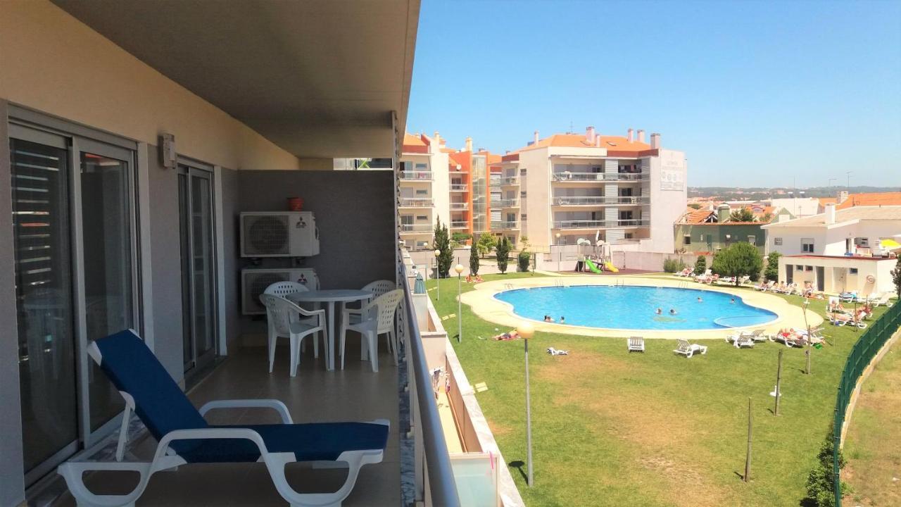 Alojamentos Campo & Mar-T2 Com Piscina São Martinho do Porto Eksteriør billede