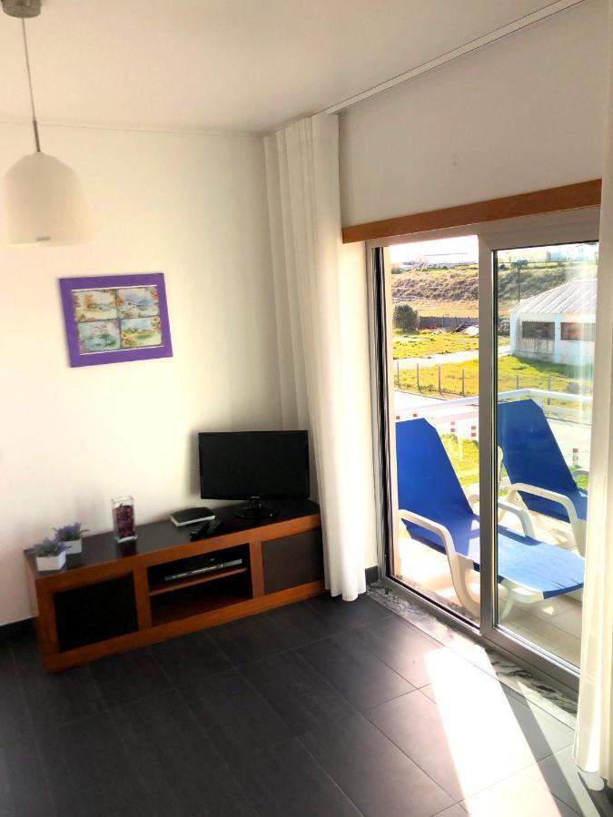 Alojamentos Campo & Mar-T2 Com Piscina São Martinho do Porto Eksteriør billede