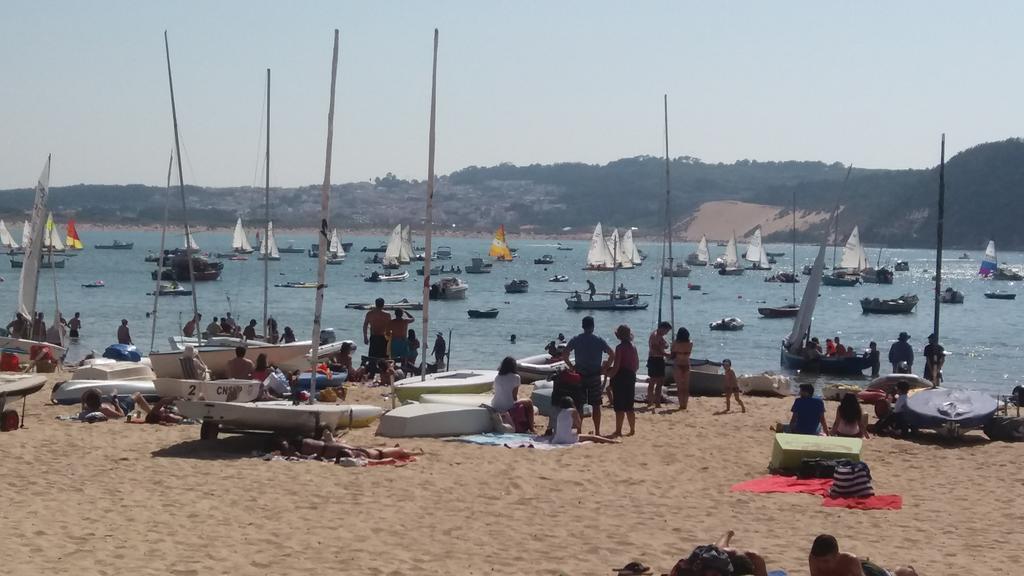 Alojamentos Campo & Mar-T2 Com Piscina São Martinho do Porto Eksteriør billede